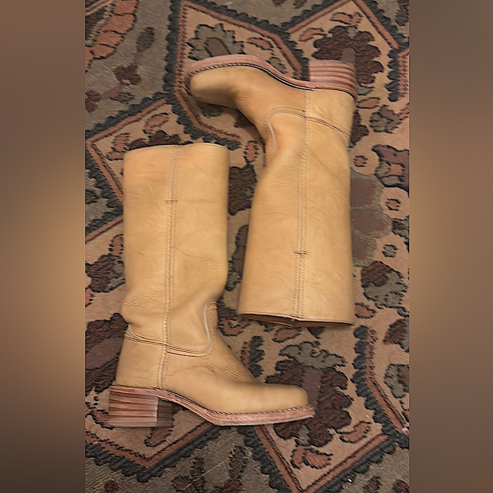 Frye Campus boots, size 5.5